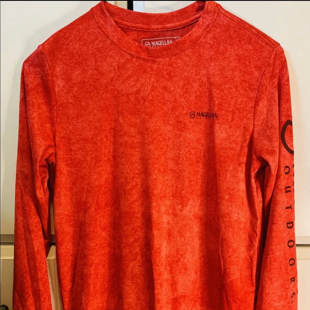 Magellan outdoor youth large long sleeve Classic fit